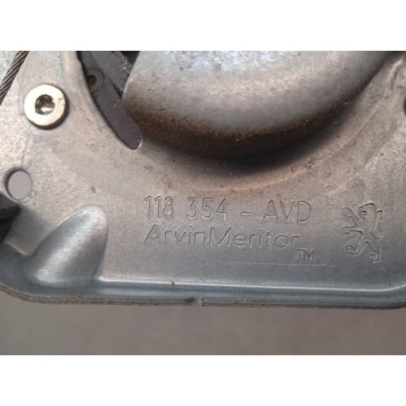 Recambio de elevalunas delantero derecho para peugeot 1007 urban referencia OEM IAM 118354AVD 400814 2 PINS