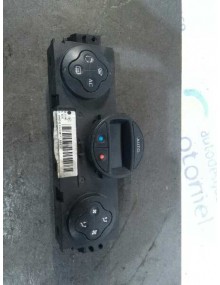Recambio de mando climatizador para renault megane ii berlina 5p confort authentique referencia OEM IAM 8200070752  