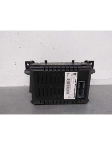 Recambio de display para opel astra h caravan cosmo referencia OEM IAM 13275077   2