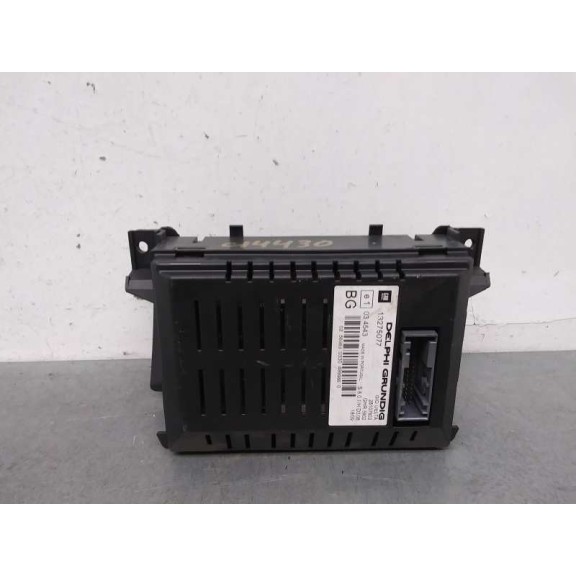 Recambio de display para opel astra h caravan cosmo referencia OEM IAM 13275077  