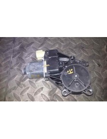 Recambio de motor elevalunas delantero derecho para ford fiesta (cb1) titanium referencia OEM IAM 8A6114553A  