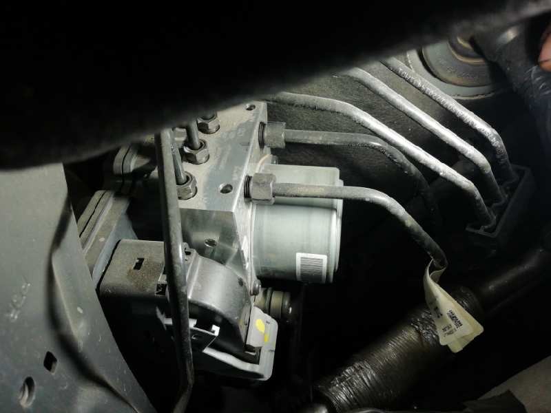 Recambio de abs para kia ceed gt referencia OEM IAM 58910J7AB0  