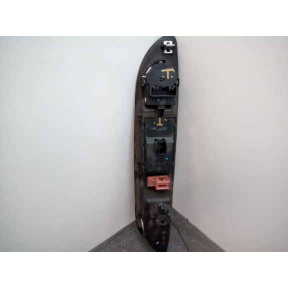 Recambio de mando elevalunas delantero izquierdo para opel mokka excellence referencia OEM IAM 13305011 DE 4 ESPEJOS ABATIBLES