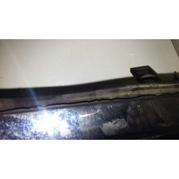 Recambio de rejilla delantera para ford mondeo berlina (gd) ambiente referencia OEM IAM 96BG8200  