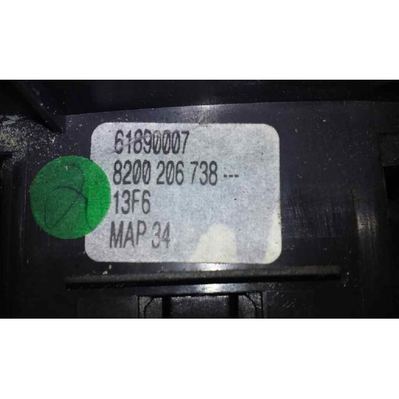 Recambio de mando volante para renault scenic ii confort dynamique referencia OEM IAM 8200206738  CONTROL VELOCIDAD