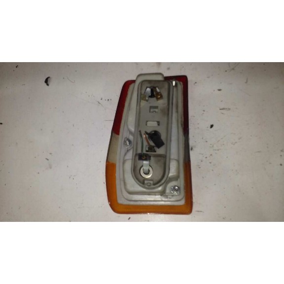 Recambio de piloto trasero derecho para ford fiesta berl./courier surf referencia OEM IAM   