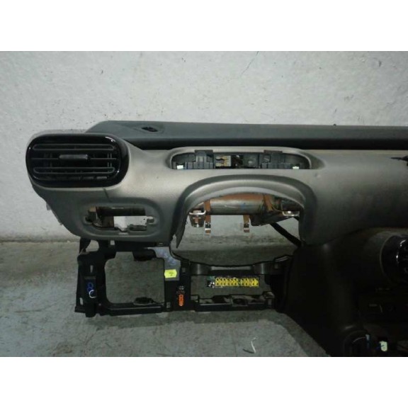 Recambio de salpicadero para citroën c4 cactus feel referencia OEM IAM   