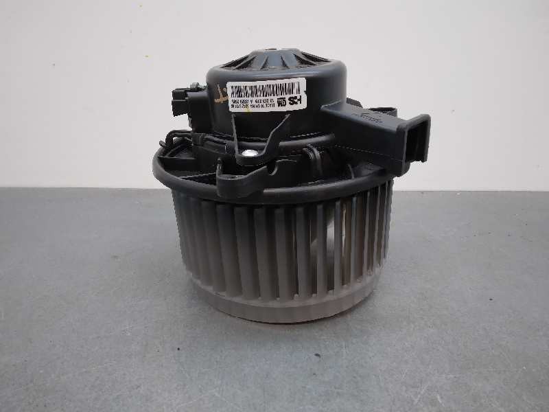 Recambio de motor calefaccion para opel insignia berlina expression referencia OEM IAM 13263279A 133292805 2 PINES