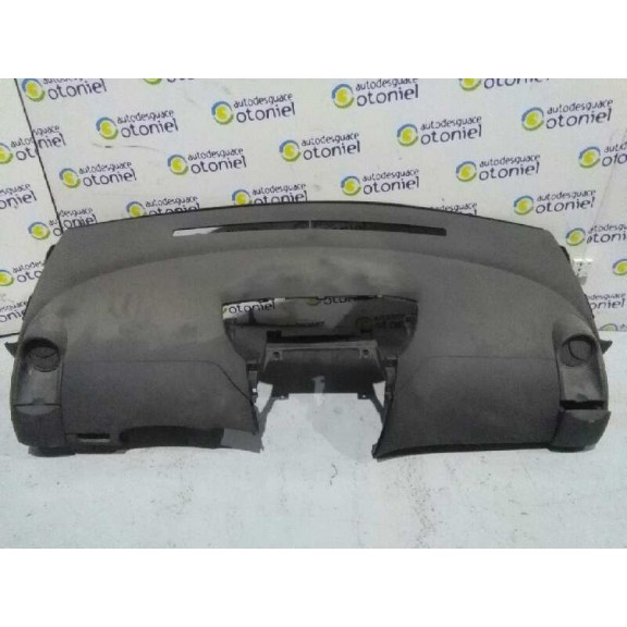 Recambio de salpicadero para toyota yaris active referencia OEM IAM 553020D010  CON AIRBAG