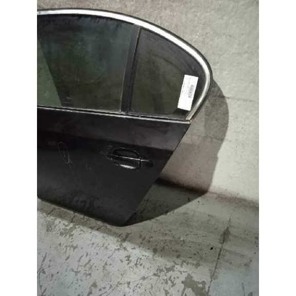 Recambio de puerta trasera izquierda para bmw serie 5 berlina (e60) 3.0 turbodiesel cat referencia OEM IAM   