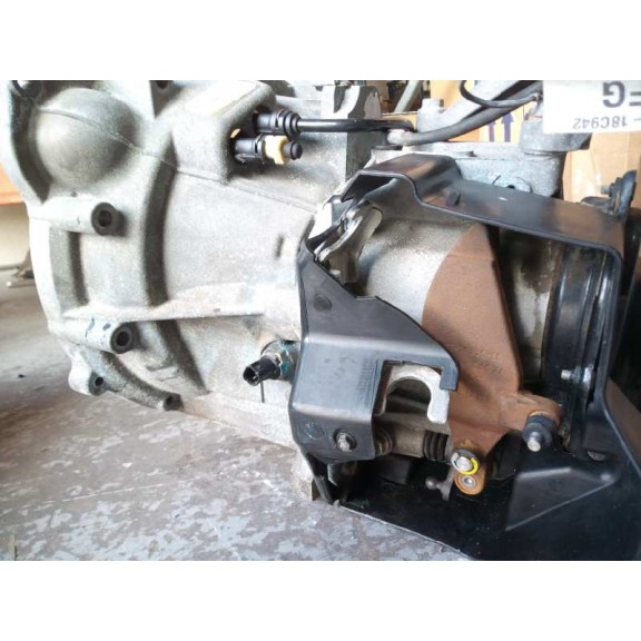 Recambio de caja cambios para ford focus lim. (cb4) 1.6 16v cat referencia OEM IAM 3M5R7002NF  