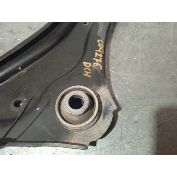 Recambio de brazo suspension inferior delantero derecho para renault laguna iii referencia OEM IAM 104F044D 545000011R 