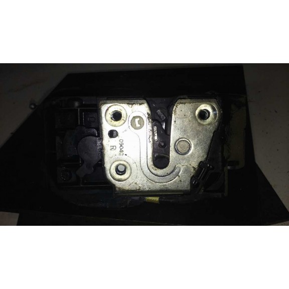 Recambio de cerradura puerta delantera derecha para nissan micra (k12e) acenta referencia OEM IAM   3 PINS