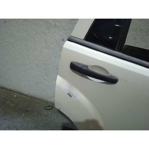 Recambio de puerta trasera derecha para dodge caliber s referencia OEM IAM 5074162AE SIN ACCESORIOS BLANCO 5074162AE