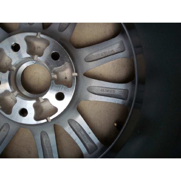 Recambio de llanta para hyundai ix35 1.7 crdi cat referencia OEM IAM 529102Y510 X1 16