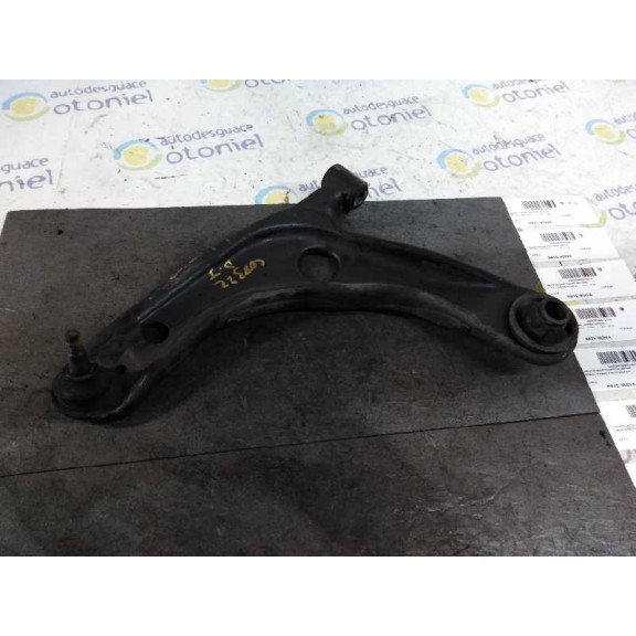 Recambio de brazo suspension inferior delantero izquierdo para toyota yaris active referencia OEM IAM   