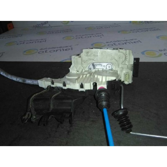 Recambio de cerradura puerta trasera derecha para mercedes-benz clase cla (w117) cla 220 cdi (117.303) referencia OEM IAM A20473