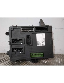 Recambio de caja reles / fusibles para nissan pulsar (c13) acenta referencia OEM IAM 284B13ZP0A S180192372A CHECK CONTROL