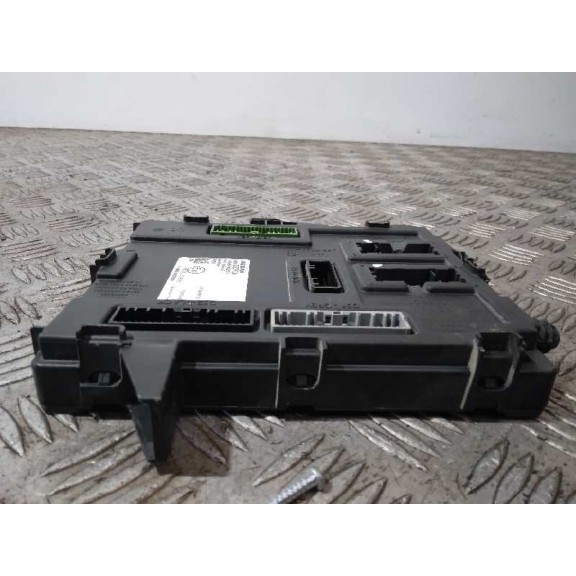 Recambio de caja reles / fusibles para nissan pulsar (c13) acenta referencia OEM IAM 284B13ZP0A S180192372A CHECK CONTROL