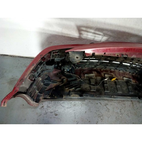 Recambio de paragolpes delantero para renault megane ii berlina 5p 1.5 dci diesel referencia OEM IAM   