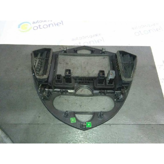 Recambio de consola central para kia carens 2.0 crdi ex monovolumen referencia OEM IAM   