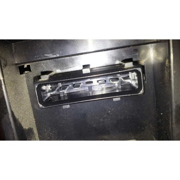 Recambio de piloto trasero izquierdo para ford mondeo berlina (gd) ambiente referencia OEM IAM  RANCHERA 