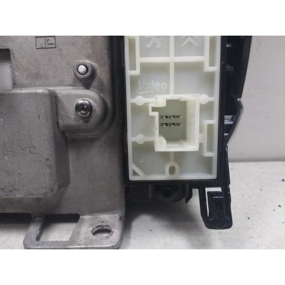 Recambio de pantalla multifuncion para peugeot 2008 (--.2013) referencia OEM IAM 983164248000  