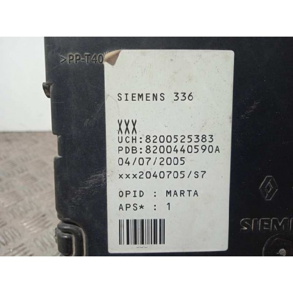 Recambio de caja reles / fusibles para renault megane ii berlina 5p authentique referencia OEM IAM 8200525383  8200440590A