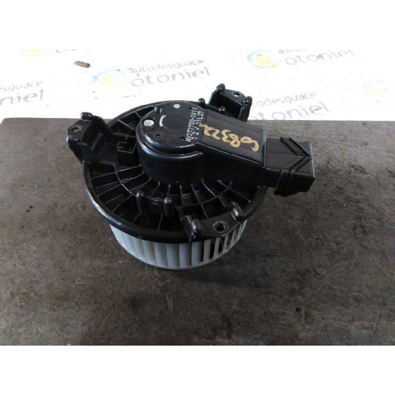 Recambio de motor calefaccion para toyota yaris active referencia OEM IAM AV2727000311  