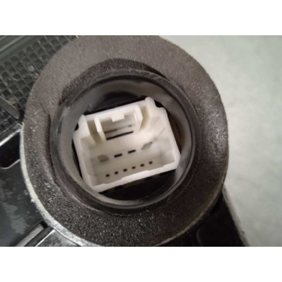 Recambio de cerradura puerta delantera derecha para toyota urban cruiser active referencia OEM IAM 9052916  2 PINS