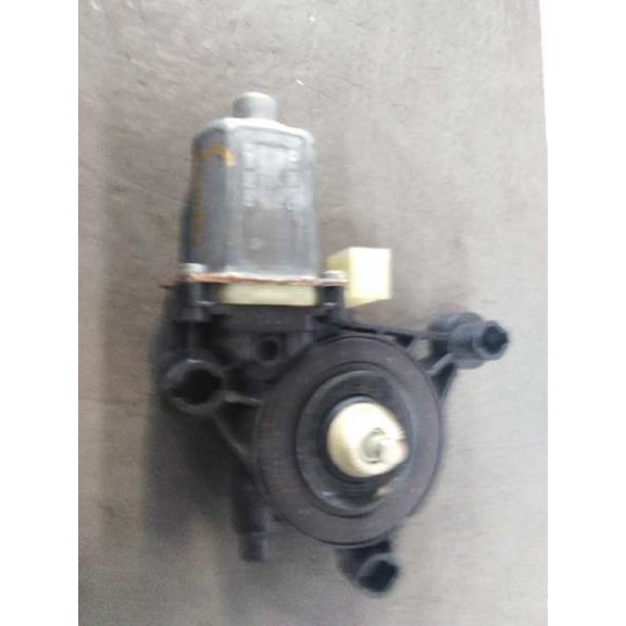 Recambio de motor elevalunas delantero izquierdo para seat leon st (5f8) reference plus referencia OEM IAM 5Q0959001B  