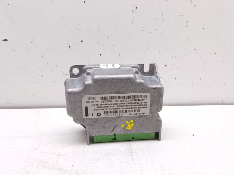 Recambio de centralita airbag para jeep cherokee (kj) 2.4 cat referencia OEM IAM p04606956aa  