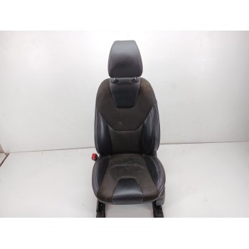 ASIENTO DELANTERO IZQUIERDO 