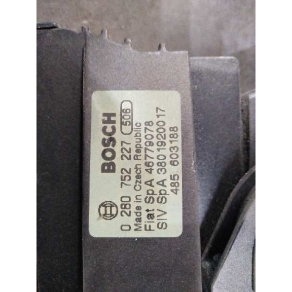 Recambio de potenciometro pedal para fiat stilo (192) 1.6 16v active referencia OEM IAM 0280752227  