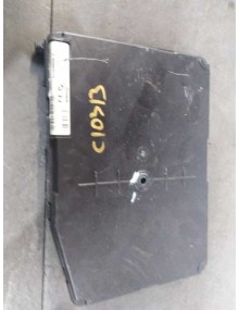 Recambio de caja reles / fusibles para renault scenic ii expression referencia OEM IAM 8200606826   2