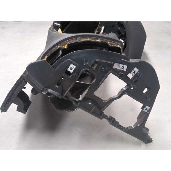 Recambio de salpicadero para hyundai i30 classic referencia OEM IAM 845302HXXX  