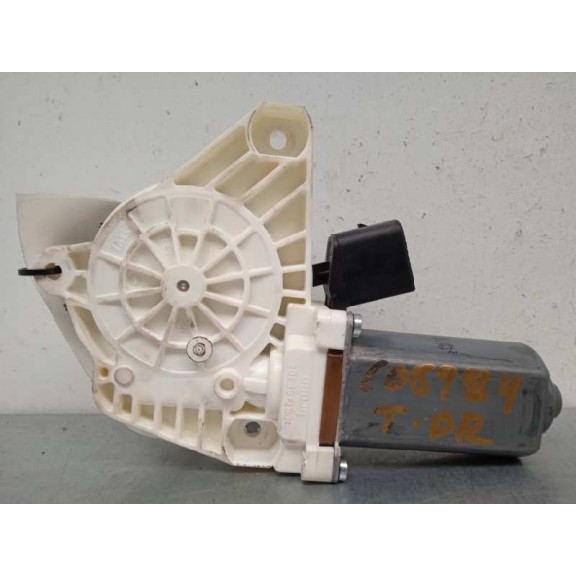 Recambio de motor elevalunas trasero derecho para mercedes-benz clase cla (w117) cla 220 cdi (117.303) referencia OEM IAM A20782