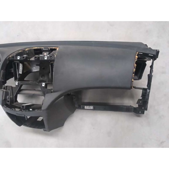 Recambio de salpicadero para hyundai i30 classic referencia OEM IAM 845302HXXX  