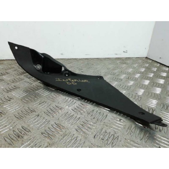 Recambio de moldura para honda cbr 650r cbr 650r referencia OEM IAM 64251MKND100  INTERIOR DELANTERA DERCHA