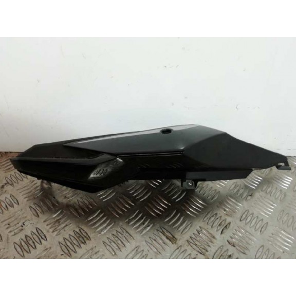 Recambio de plasticos para honda cbr 650r cbr 650r referencia OEM IAM 77241MKYD500  TRASERO IZQUIEDO