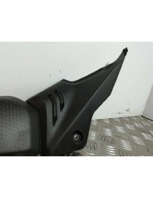 Recambio de moldura para honda cbr 650r cbr 650r referencia OEM IAM 83611MKYD500  LATERAL IZQUIERDA 2