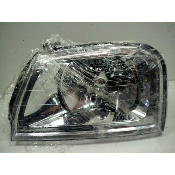 Recambio de faro izquierdo para mitsubishi l 200 (k6/7) referencia OEM IAM  NUEVO H4 1996--2007