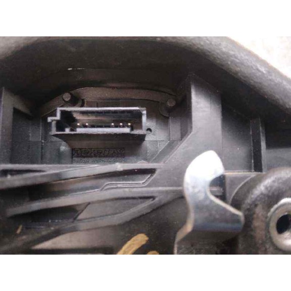 Recambio de cerradura puerta trasera derecha para bmw serie 1 berlina (e81/e87) 118d referencia OEM IAM 7202148 5 PINES 