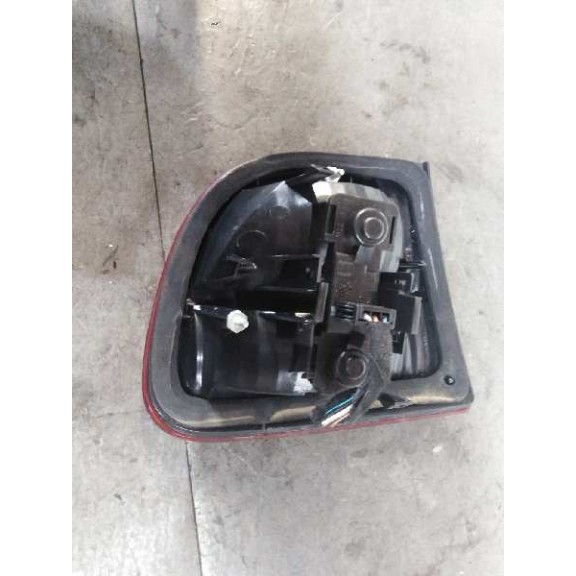 Recambio de piloto trasero derecho interior para seat leon (1m1) 1.8 20v referencia OEM IAM 1M6945092B  