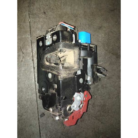 Recambio de cerradura puerta delantera derecha para skoda fabia (5j2 ) urban referencia OEM IAM 3B1837016CE 8 PIN 5P