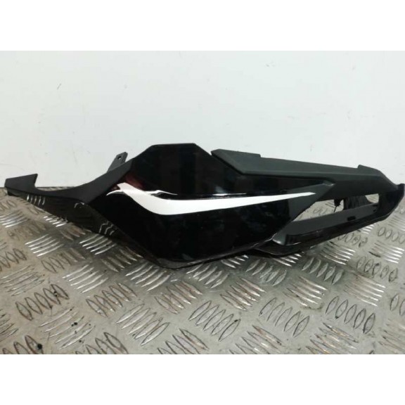 Recambio de plasticos para honda cbr 650r cbr 650r referencia OEM IAM 77231MKYD500 COLIN TRASERO DERECHO