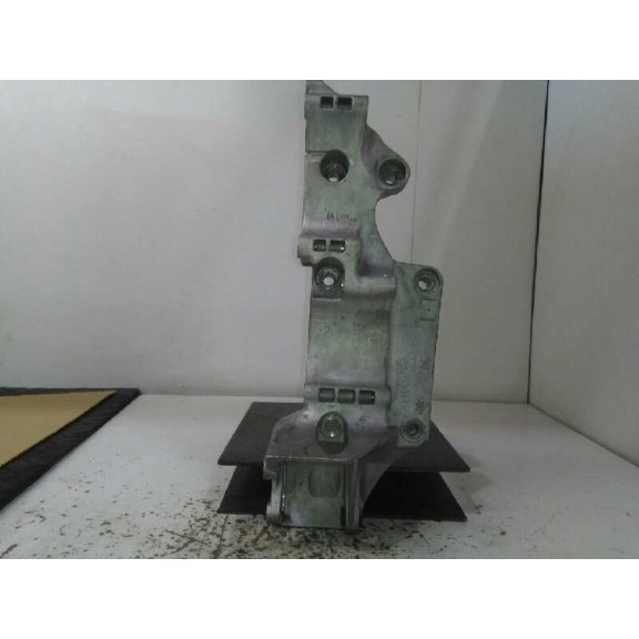 Recambio de soporte alternador para volkswagen golf iv berlina (1j1) 1.6 referencia OEM IAM 06A903141P 06A903143F Y COMPRESOR