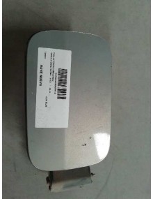 Recambio de tapa exterior combustible para renault grand scenic 1.9 dci referencia OEM IAM 8200228510  PLATA