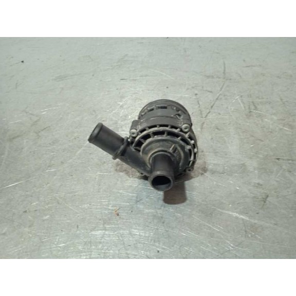 Recambio de motor electrico de agua para renault laguna iii referencia OEM IAM PA6T61GF40  