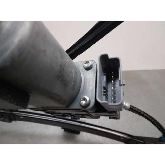 Recambio de elevalunas trasero derecho para tesla model s referencia OEM IAM 600637700  6 PINES